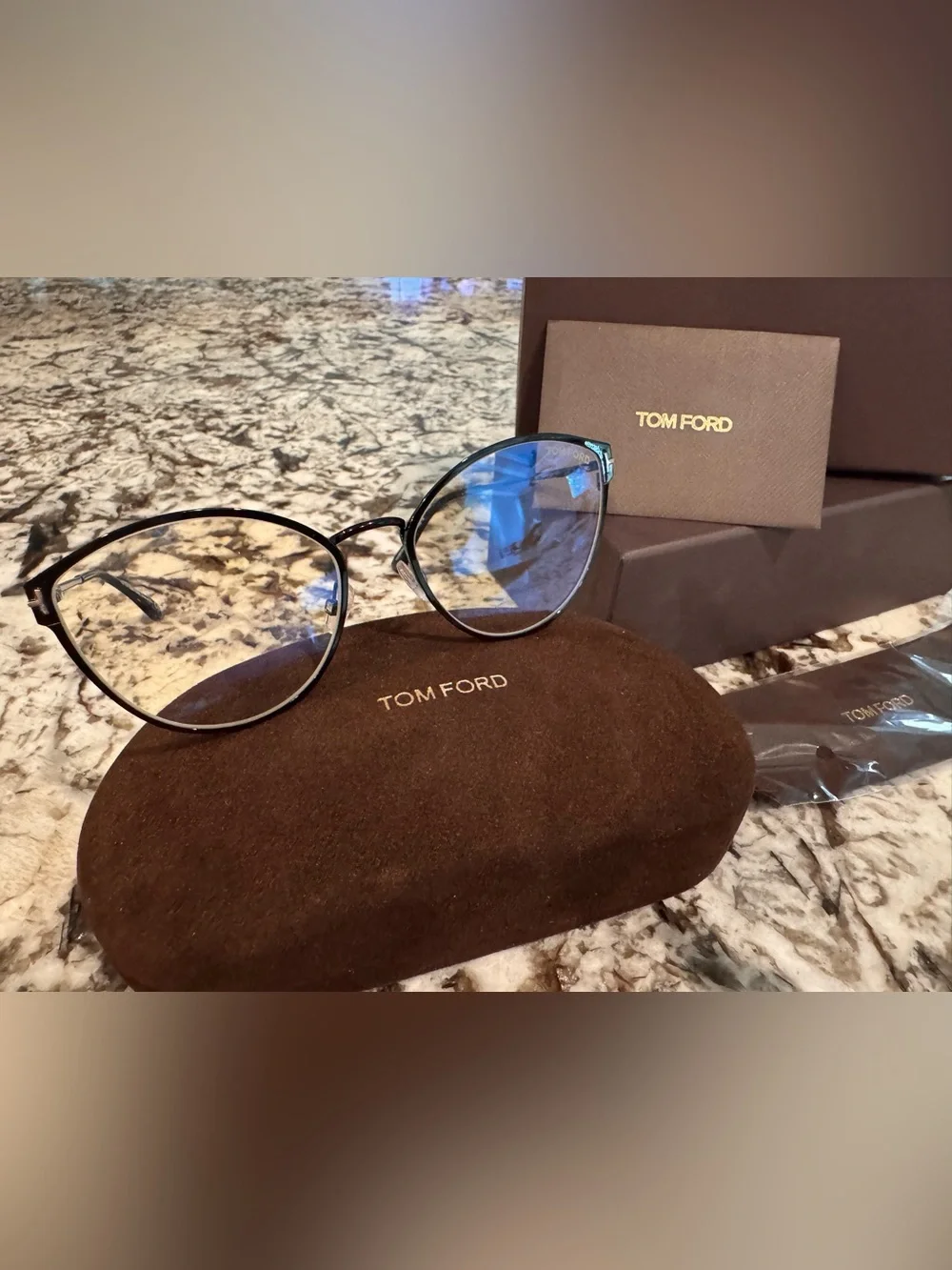 Tom Ford 5573 Eyeglasses 🤓